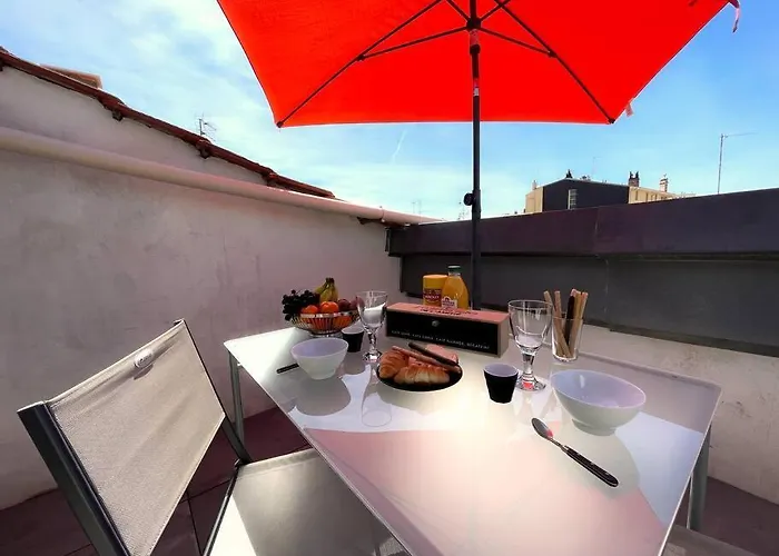 Charme Urbain Sous Les Toits-Terrasse/Clim/Parking