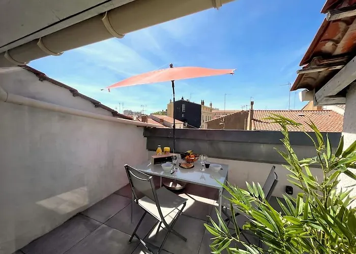 Charme Urbain Sous Les Toits-Terrasse/Clim/Parking